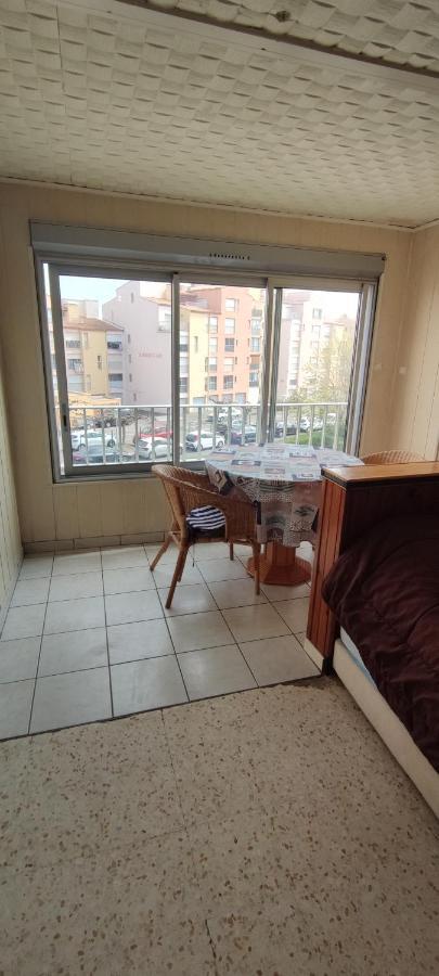 Studio Et Parking Prive Bord De Mers Agde Exterior photo